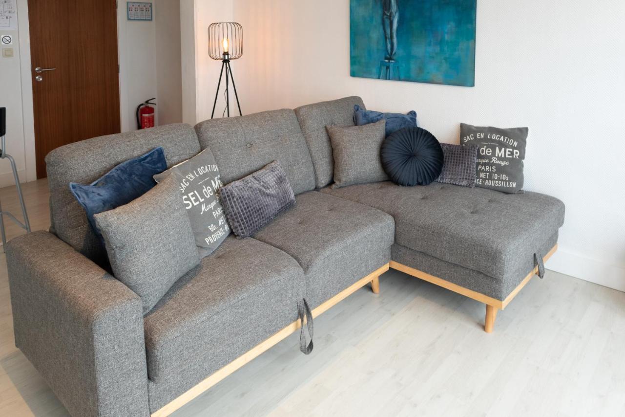 Modern Appartement Met Uniek Zeezicht Koksijde Exteriör bild