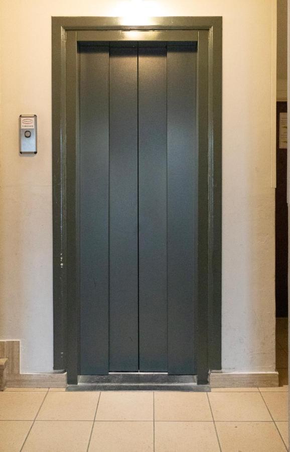 Modern Appartement Met Uniek Zeezicht Koksijde Exteriör bild