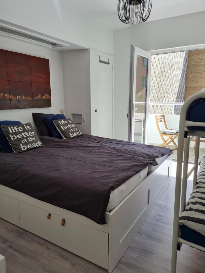 Modern Appartement Met Uniek Zeezicht Koksijde Exteriör bild
